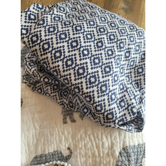 Levtex Baby Malawi Elephant 2 Piece Crib Quilt Set Navy White - Picture 3 of 3